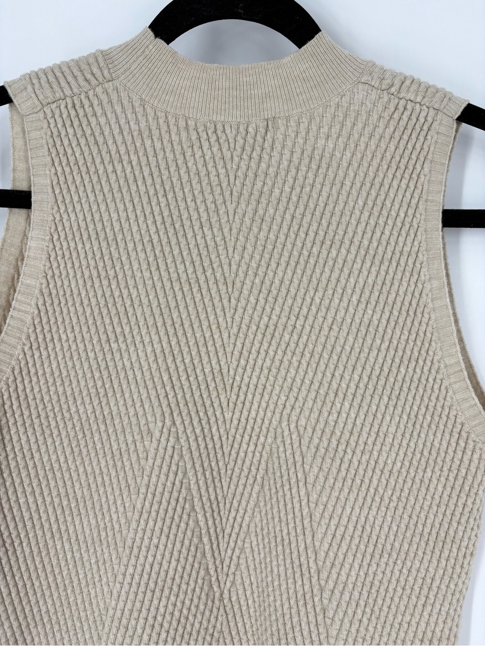 Sleeveless Ribbed Knit Quiet Luxury Minimalist Old Money Shirt Top Women Large - Picture 12 of 13